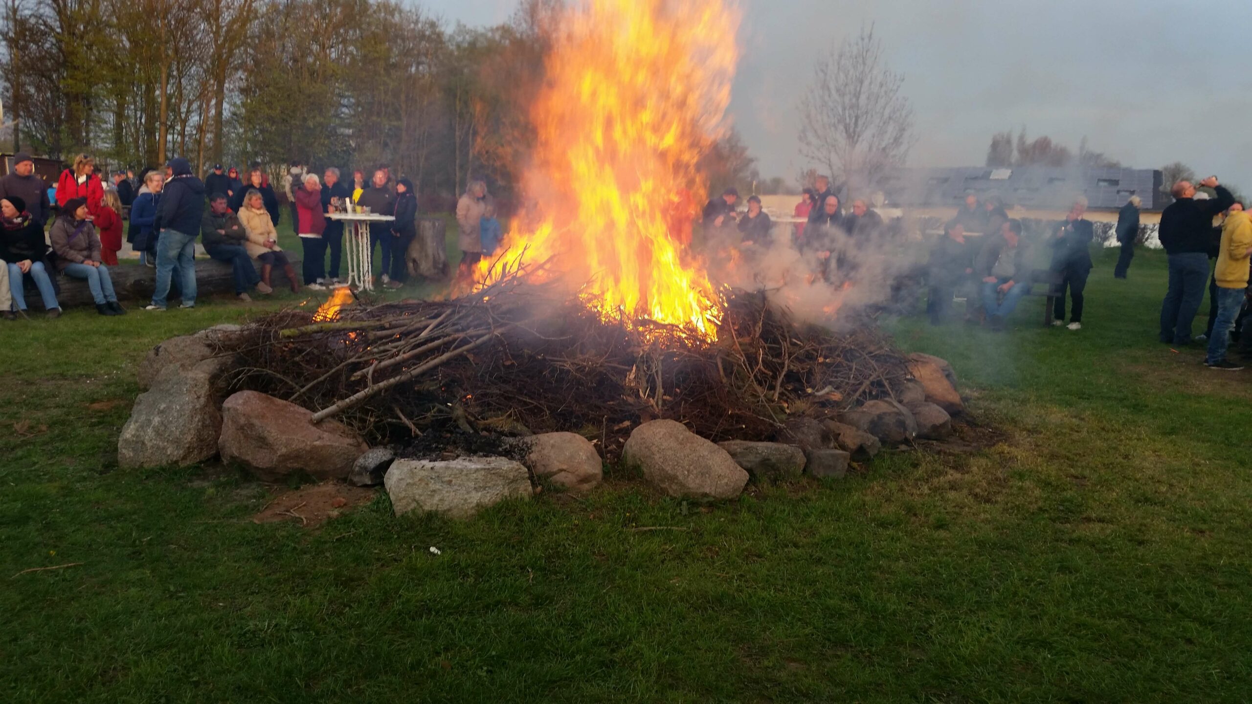 Lagerfeuer Campingplatz Ostsee