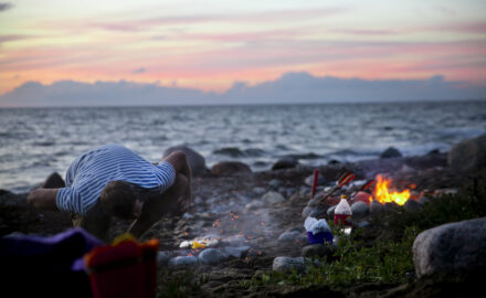 Lagerfeuer an der Steilküste (regelmäßig) Lagerfeuer an der Steilküste (regelmäßig)